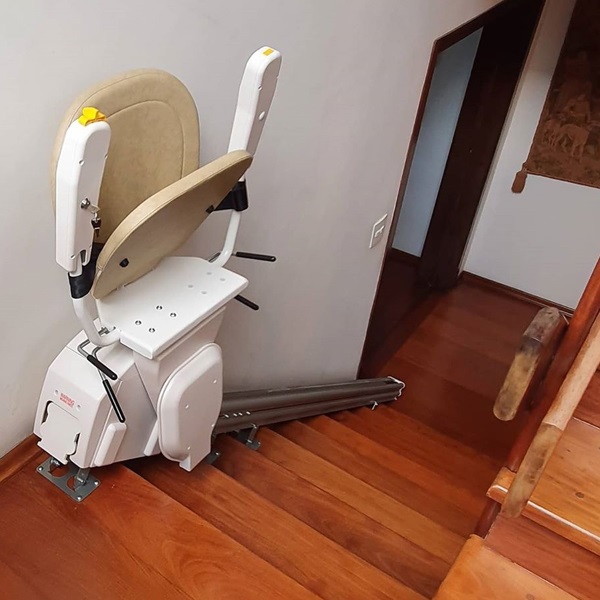 Engelli Asansörü Kullanması Zor mudur?